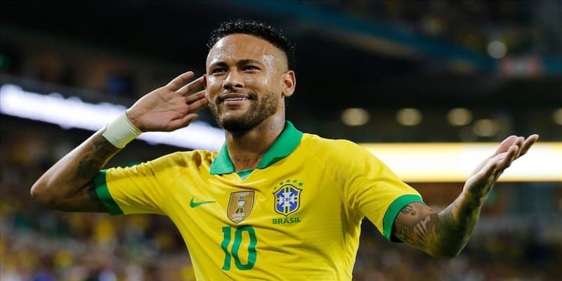 Neymar hiện tại vẫn là cầu thủ ghi được nhiều bàn thắng thứ 4 cho Brazil