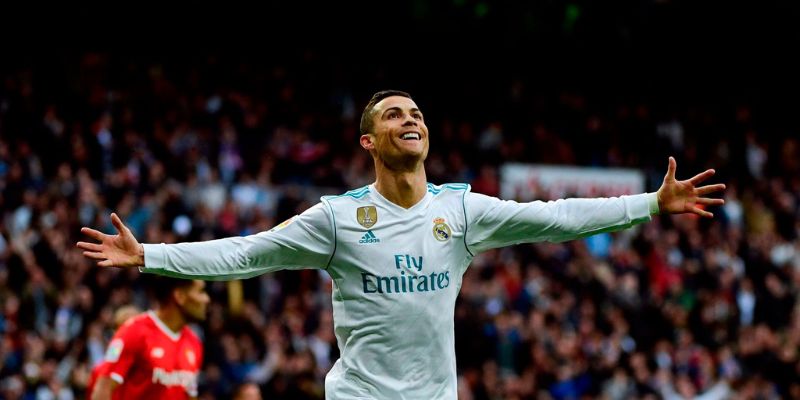 Tại Real Madrid, Ronaldo được công nhận với những thành tích xuất sắc